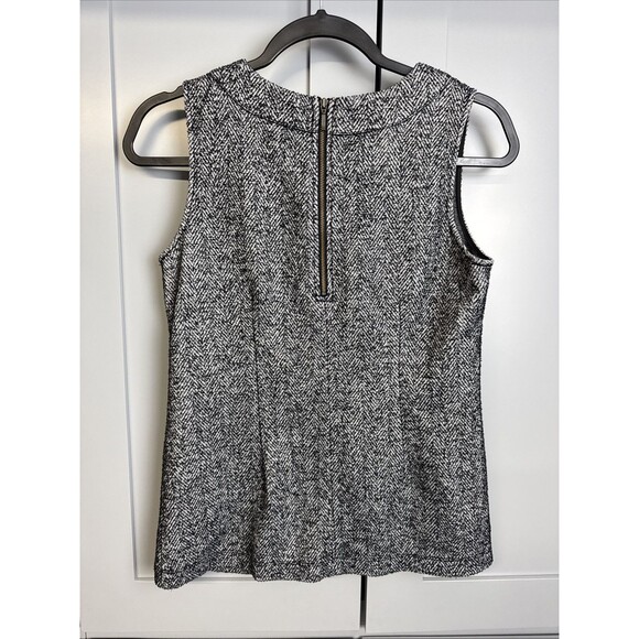 CAbi CeCe Top XS Shell Dark Gray Herringbone Tweed Zip Pocket Sleeveless Knit - Picture 2 of 8